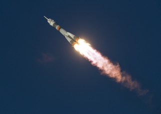 soyuz-launch-1099402_640