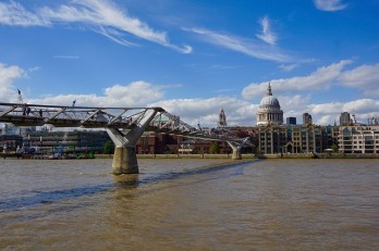 the-millenium-bridge-2174666_640