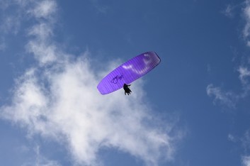 paragliding-paraglider-4045139_640